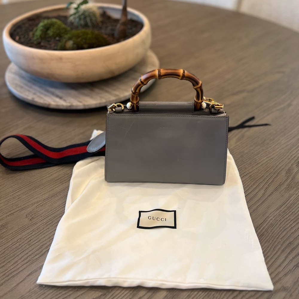 Classic Gray Top-Handle Women's Bag with Bamboo Handles - Picture 6 of 6